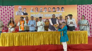 भारतीय जनता पक्षाच्या संघटन पर्व अंतर्गत, ईशान्य मुंबई जिल्ह्यातील मुलुंड विधानसभा क्षेत्रांतील नवीन मंडळ अध्यक्षांच्या निवडणुकीच्या कार्यक्रमात सहभाग घेतला