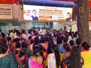 मुलुंड कॉलनी, गणेश पाडा येथील रहिवाशांचे घरे वनविभागाच्या हद्दीत येत नसतानाही, वनविभागाकडून त्यांच्या घरांच्या कागदपत्रांची तपासणी करण्यात येत आहे