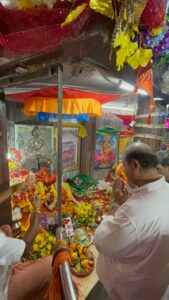 | श्री स्वामी समर्थ || मुलुंड (पूर्व) येथे श्री स्वामी समर्थ सेवा केंद्र (दिंडोरी प्रणित) यांच्या वतीने आयोजित श्री स्वामी समर्थ पुण्यतिथी कार्यक्रमात सहभागी होत स्वामींचे पावन दर्शन घेतले.